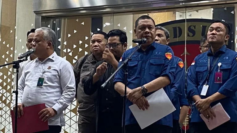 Kejagung Tetapkan Riza Chalid Tersangka Korupsi Pertamina