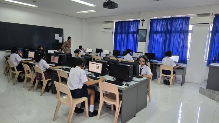 Sekolah-sekolah Jakarta Pecahkan Rekor MURI dalam Asesmen Bahasa Inggris