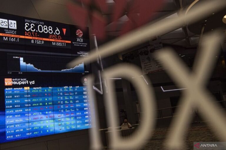 IHSG Antusias Meski Investor Tunggu Data Inflasi dan Manufaktur RI