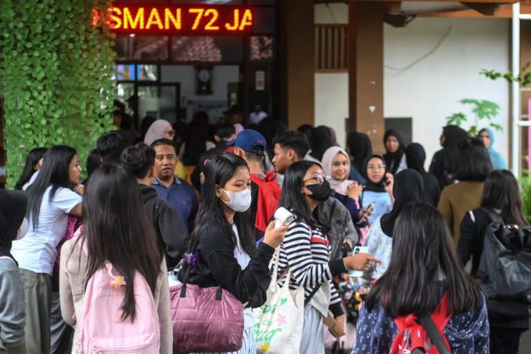 Siswa SMAN 72 Jakarta Resmi Mulai Kembali Belajar Tatap Muka