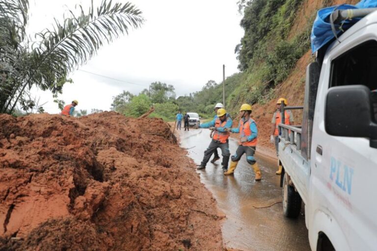 PLN Sumut Percepat Pemulihan Listrik Pasca Bencana Alam