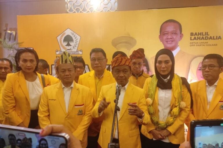 Menteri ESDM Dorong Gubernur Sultra Pastikan Listrik ke Semua Desa