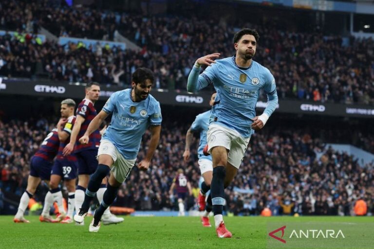 Man City Raih Kemenangan, Tottenham Tertahan di Liga Inggris