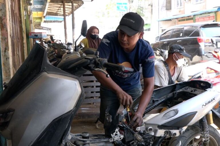 Bengkel Motor Aceh Tamiang Alami Kenaikan Omzet Pasca Bencana