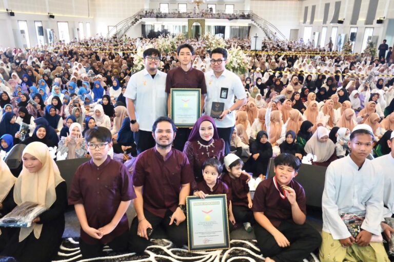 Ribuan Anak Yatim Catatkan Tiga Rekor Muri di Banjarmasin